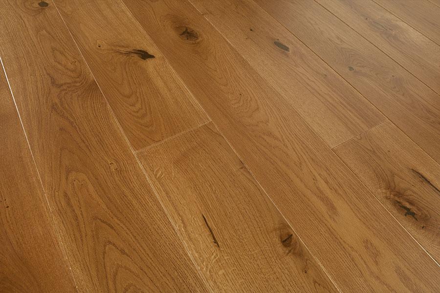 Home Choice Engineered European Rustic Oak Flooring 14mm x 180mm Honey Lacquered