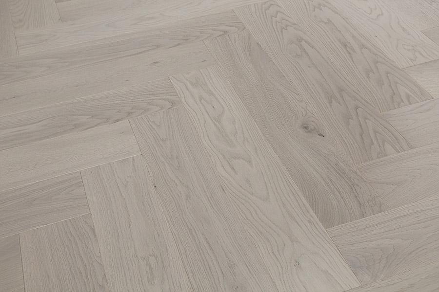 Home Choice Herringbone Engineered European Select Oak Flooring 14mm x 130mm x 725mm Marzipan Lacquered